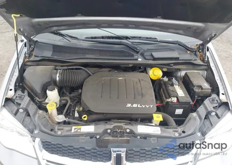 2016 Dodge Grand Caravan Se z USA, uszkodzony, nr VIN 2C4RDGBG7GR340647